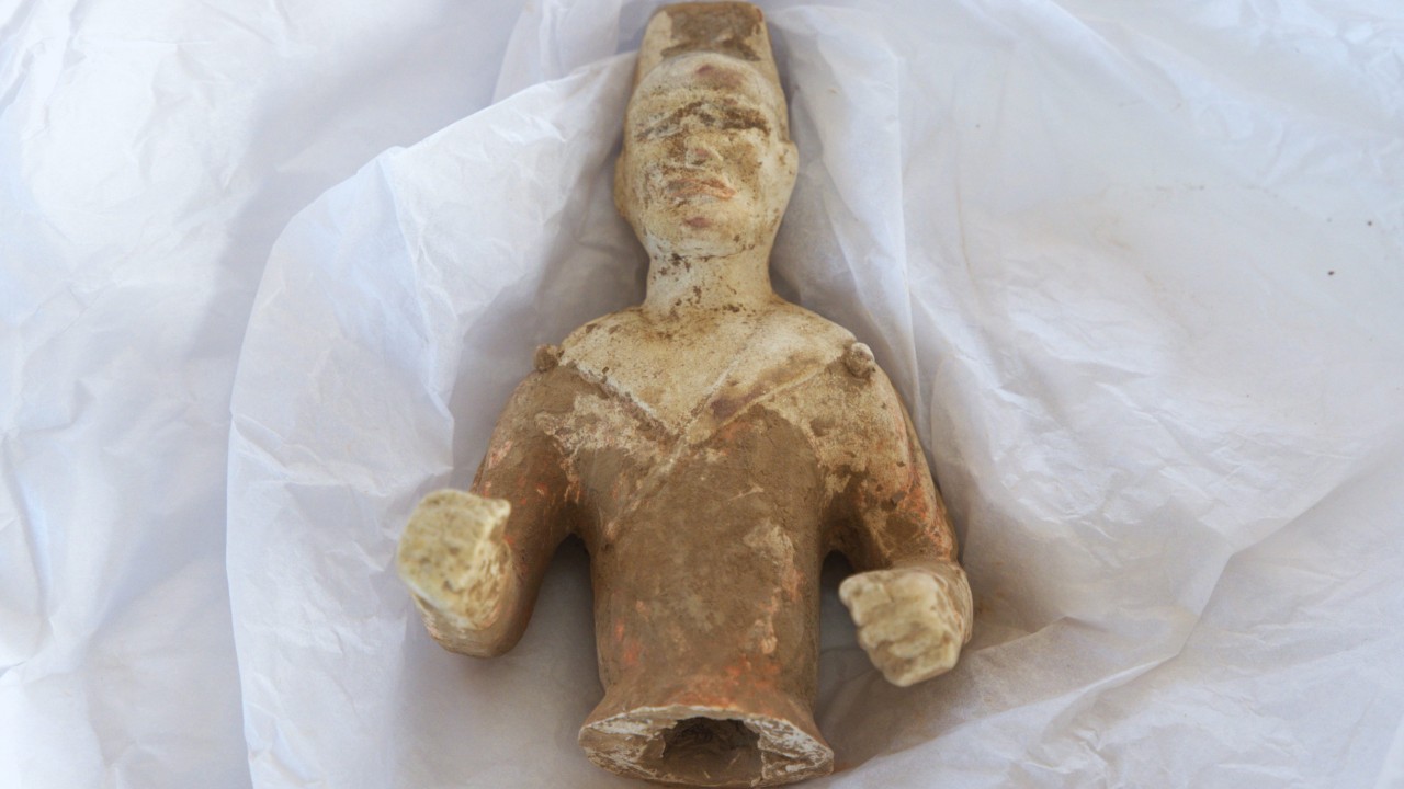 US hands over 64 smuggled artefacts to China in diplomatic push before leaders’ meeting