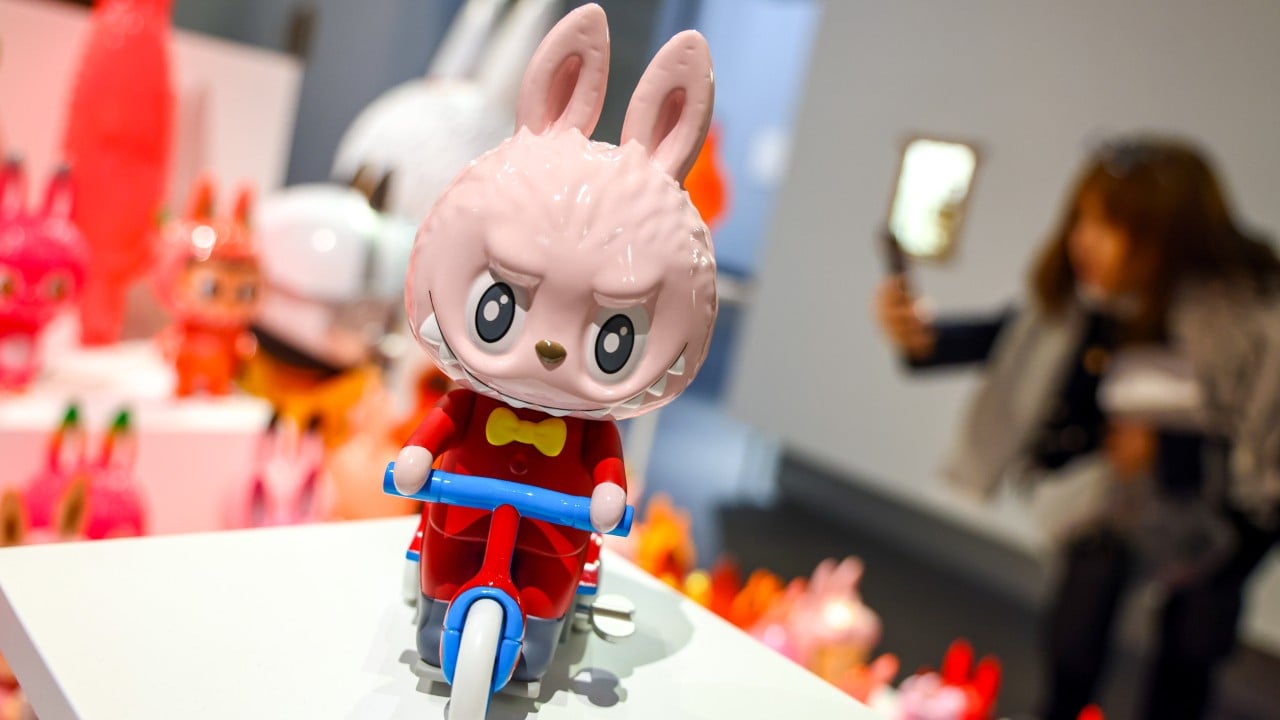 3 Jellycat, Labubu plushie thieves jailed for up to 2 years and 2 months