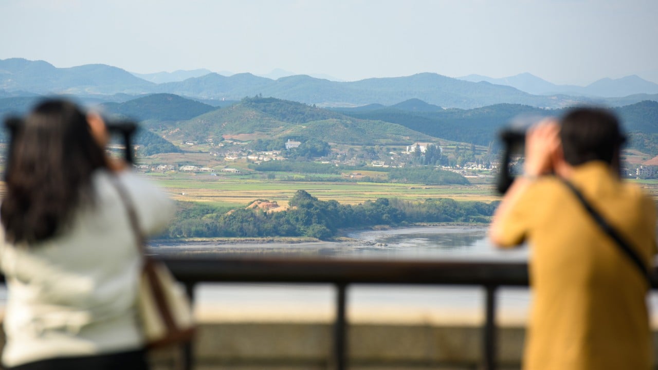 Suspected landmine blast injures South Korean soldiers in DMZ