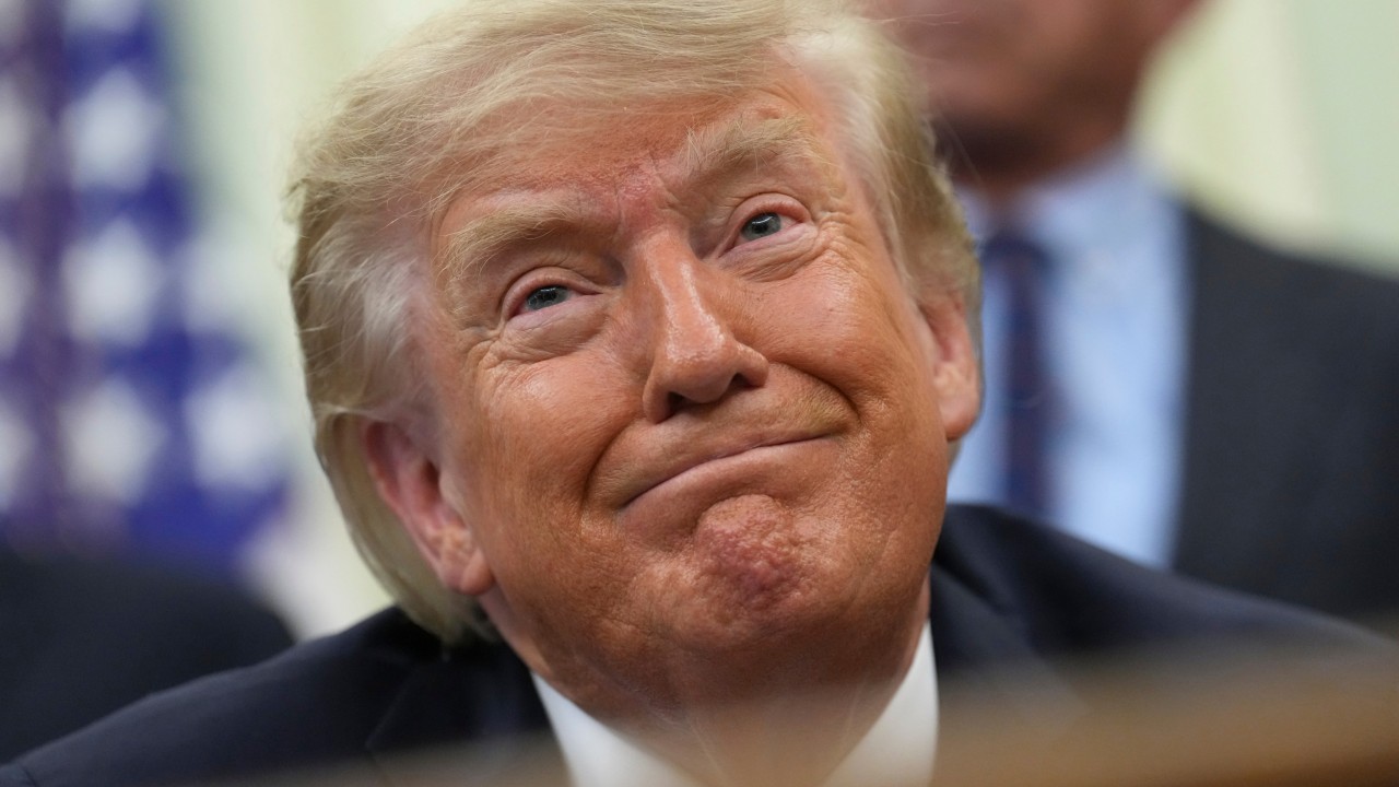 Trump offloads tens of millions in AI, tech shares, led by Microsoft, Amazon, Meta
