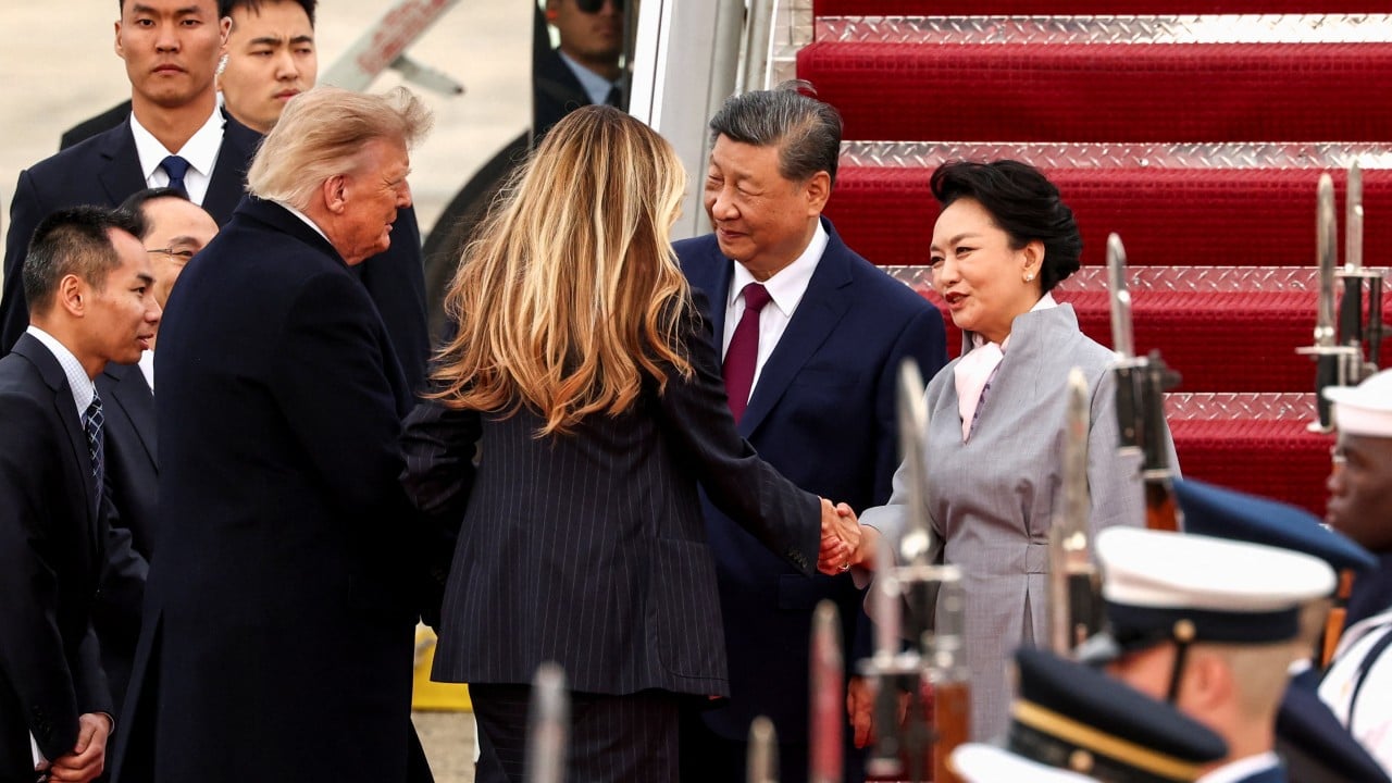 Peng Liyuan and Melania Trump renew acquaintance as Xi arrives in US