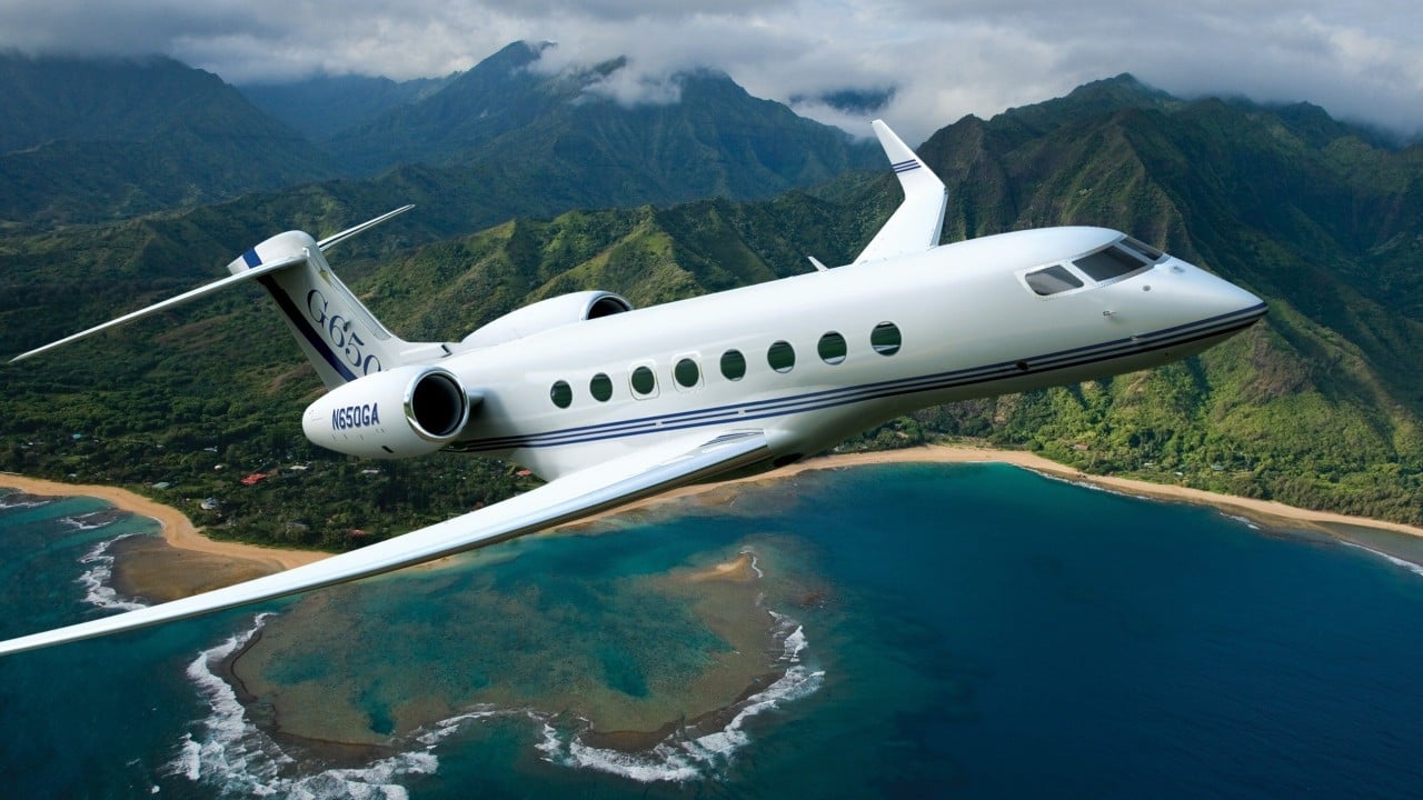Private Jet Flap Problem Prompts Precautionary Response at Hong Kong Airport