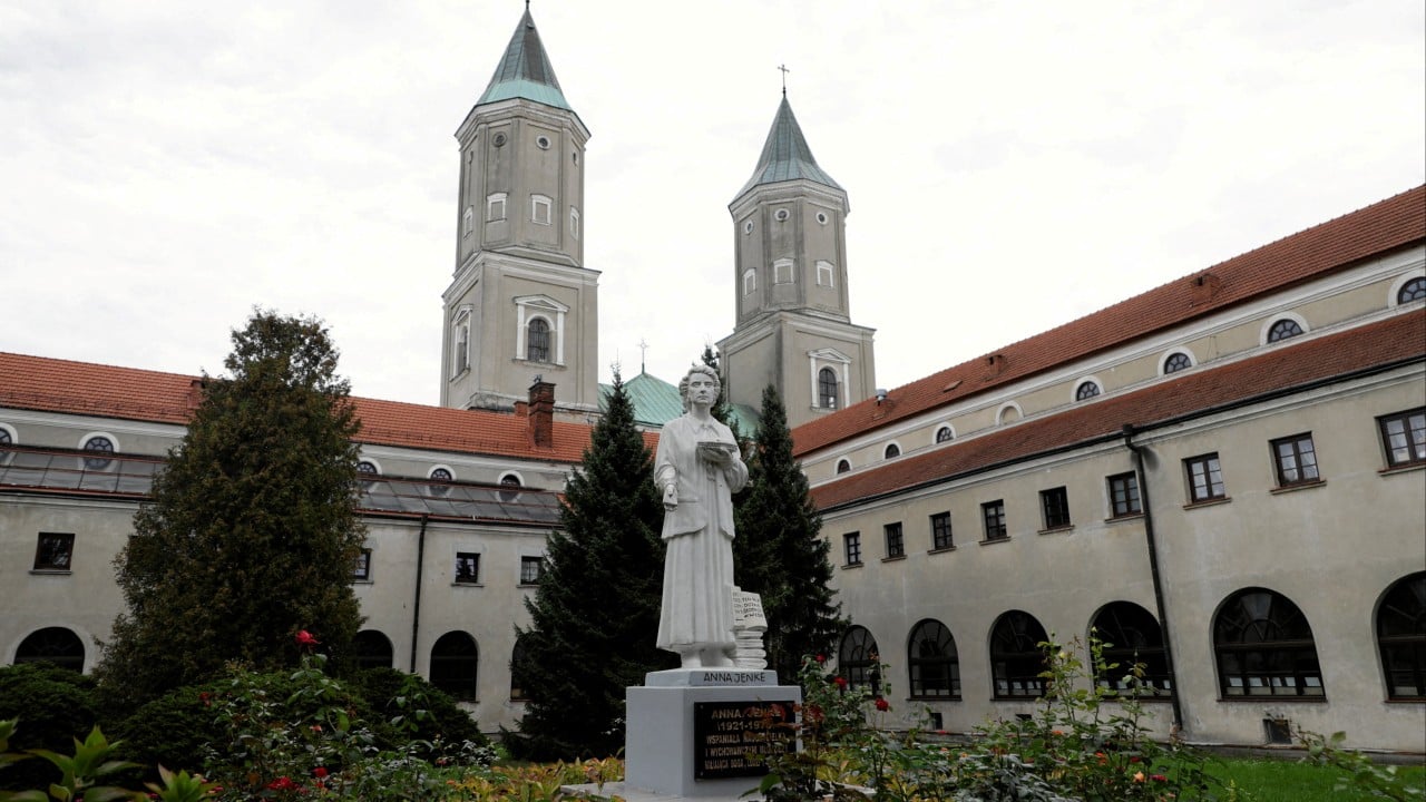 Knifeman kills priest, injures 4 in attack at Polish abbey