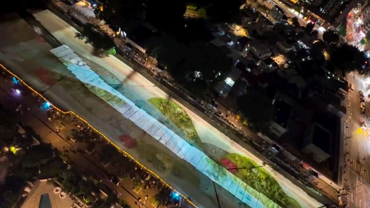 Mid-Autumn light show in Yuen Long panned online over stench and execution