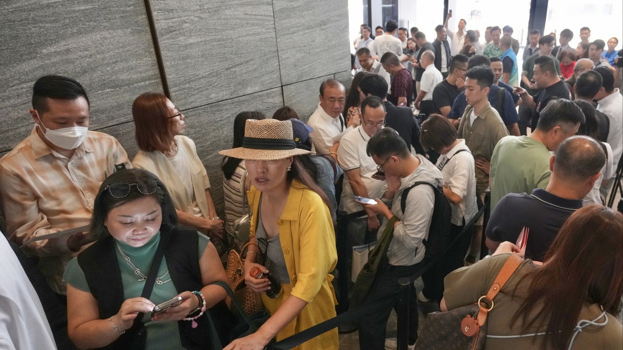 Buyers snap up new Hong Kong flats ahead of likely interest rate rises