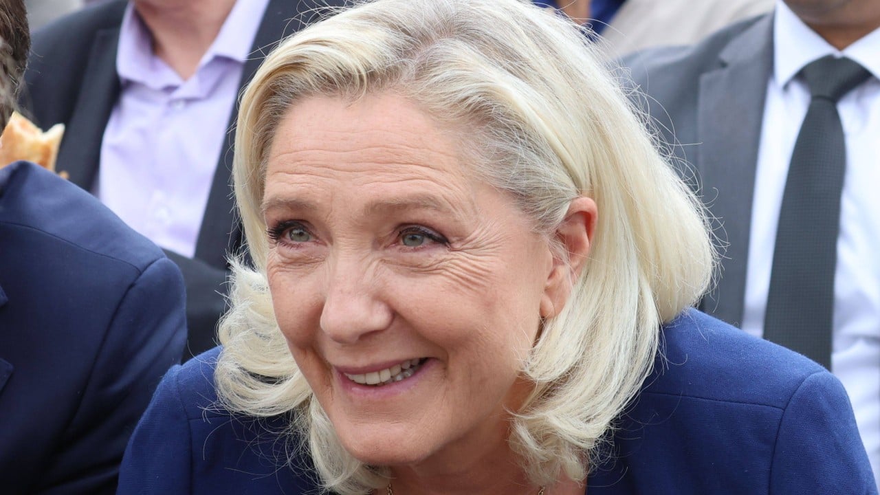Far-right makes major gains in French Senate as Le Pen eyes power