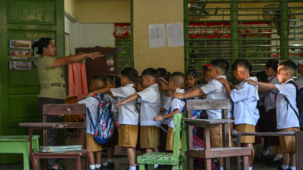 Philippines struggles to fill 20,000 teaching jobs: ‘we are facing a learning crisis’