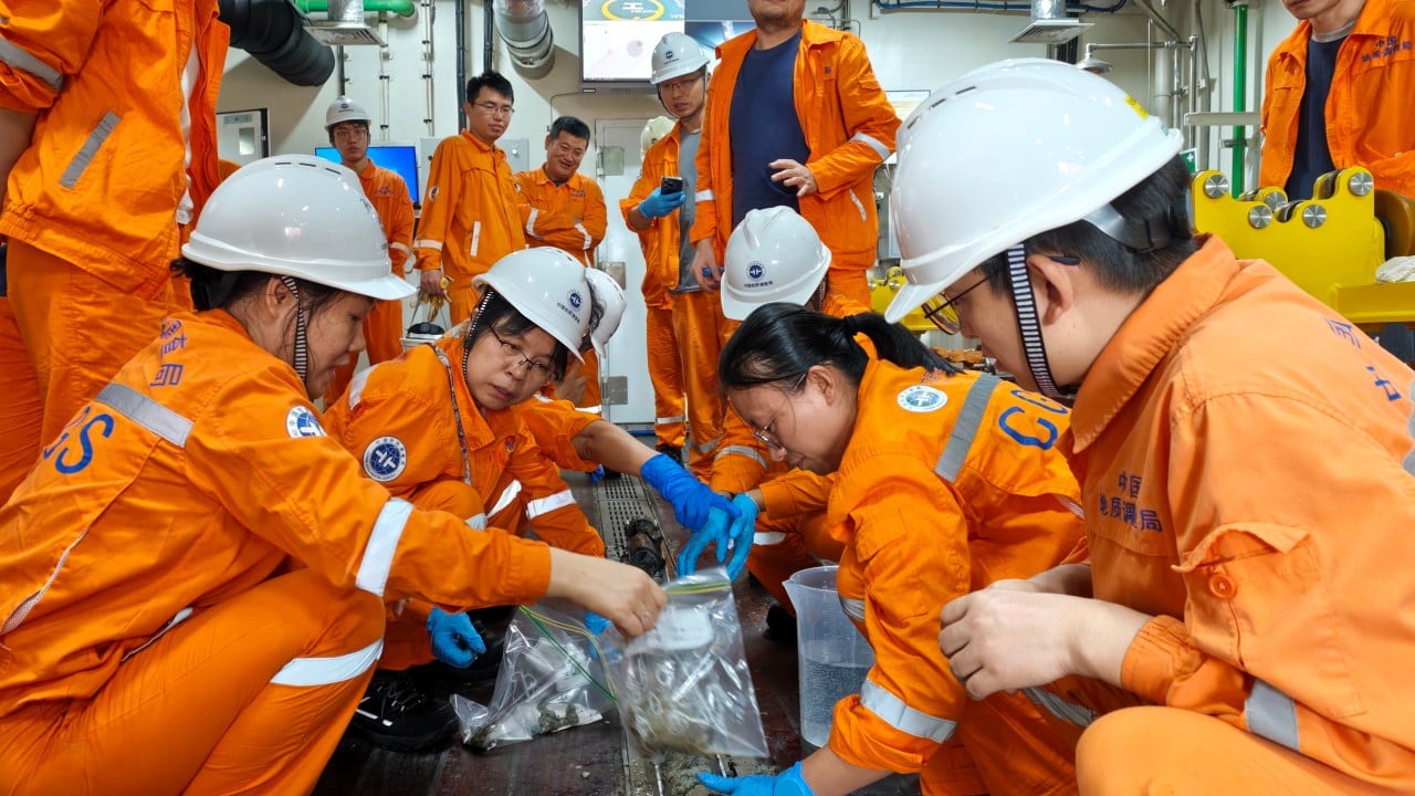 Chinese deep-ocean drilling ship brings home ‘precious’ South China Sea samples