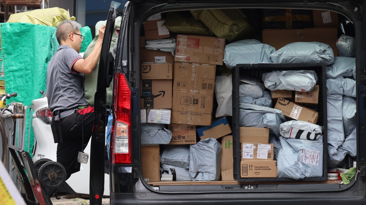 Nearly 150 firms in Hong Kong cut packaging waste equal to weight of 900 buses
