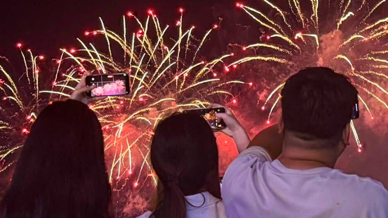 Hong Kong celebrates National Day with fireworks extravaganza