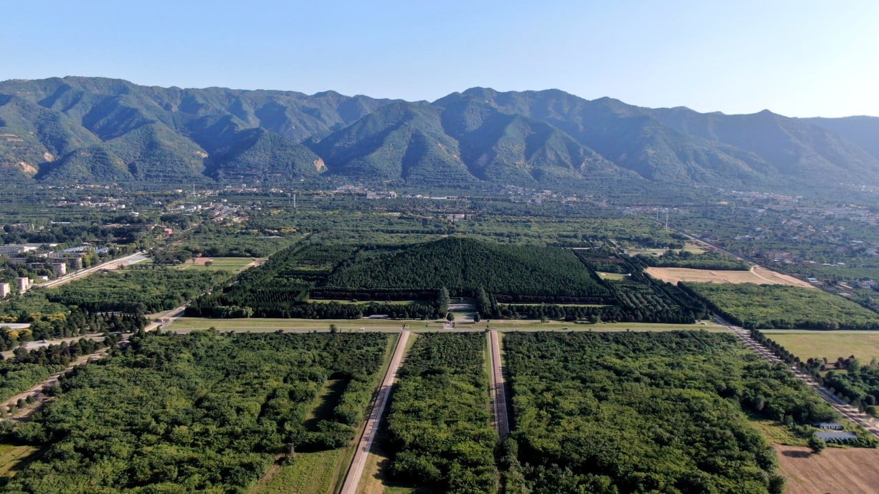 Online claims revive mercury mystery around tomb of first Chinese emperor