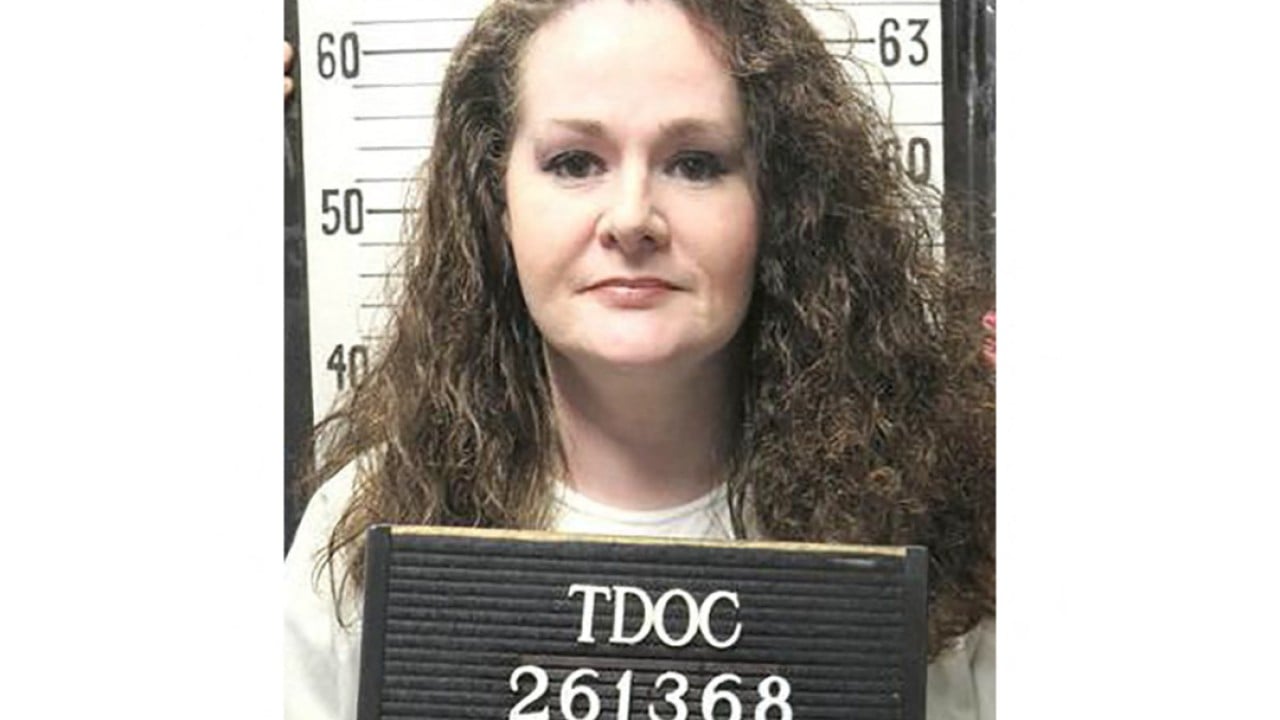 US Tennessee’s first execution of a woman in 200 years halted