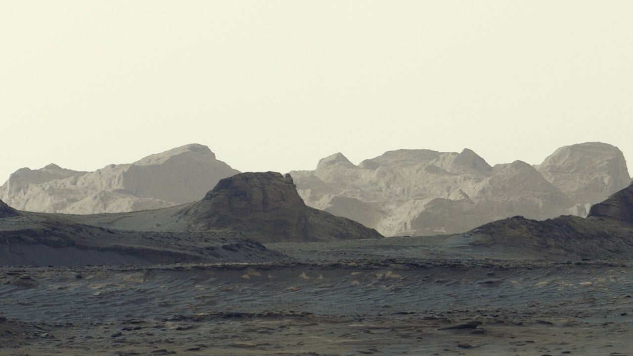Nasa releases striking image of dawn on Mars