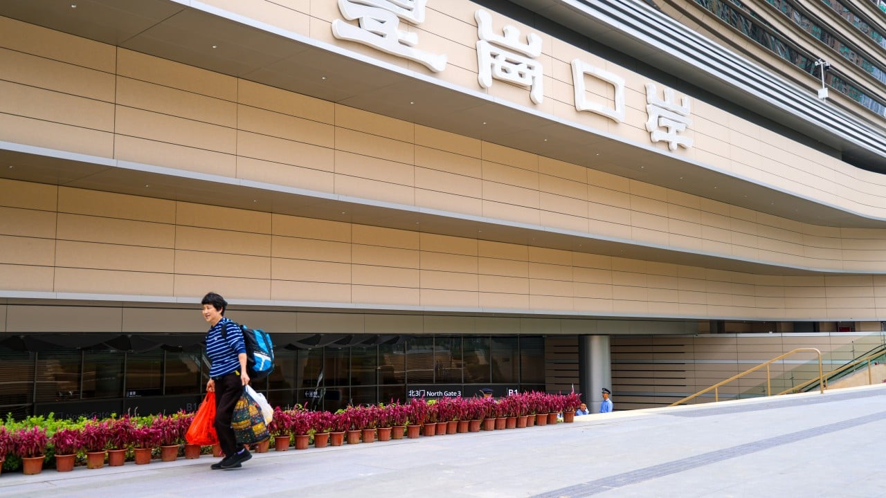 Will Huanggang Port opening boost spending at Shenzhen’s border retail shops?