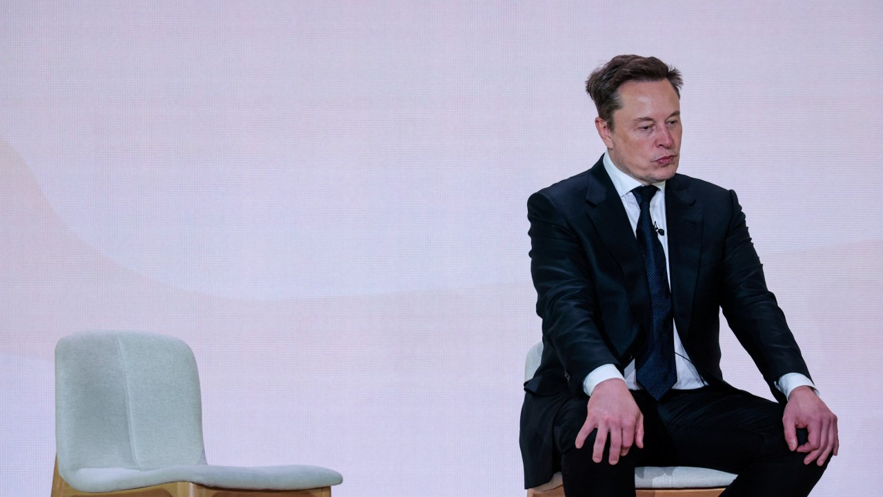 Elon Musk hits out at ‘certain oligarchs’ for blocking Starlink in India
