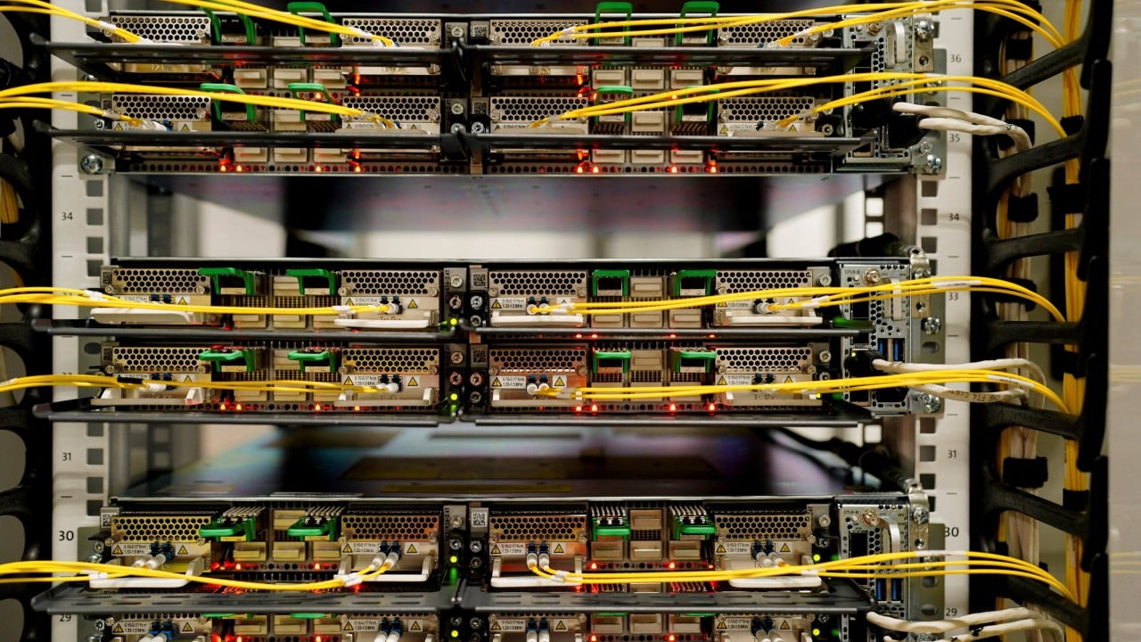 Chinese optical chip stocks extend rout amid fears of potential US curbs