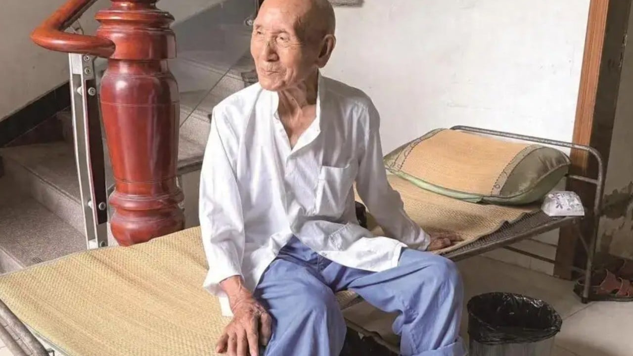 Chinese great-grandfather, 101, defies ageing with daily diet of Coke, Sprite, seafood