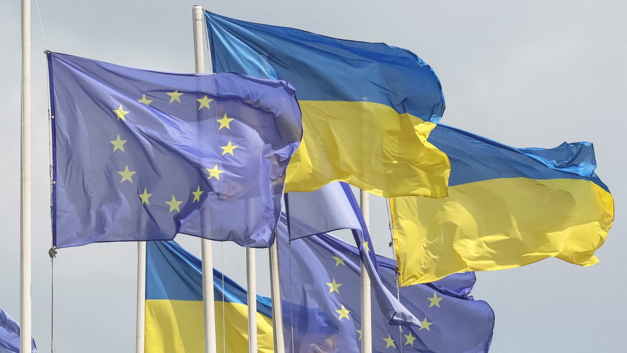 Ukraine adopts law key to advancing EU accession talks