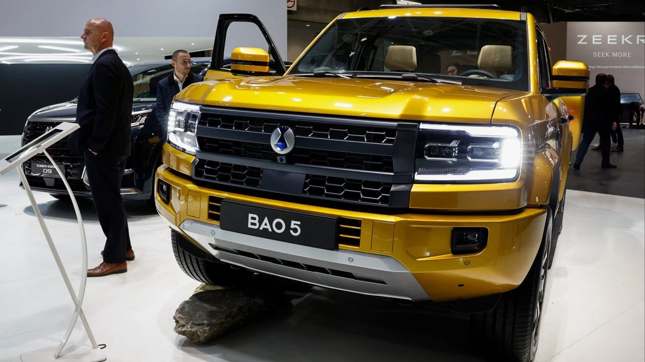 As import curbs loom, Chinese carmakers make a stand at Paris Motor Show