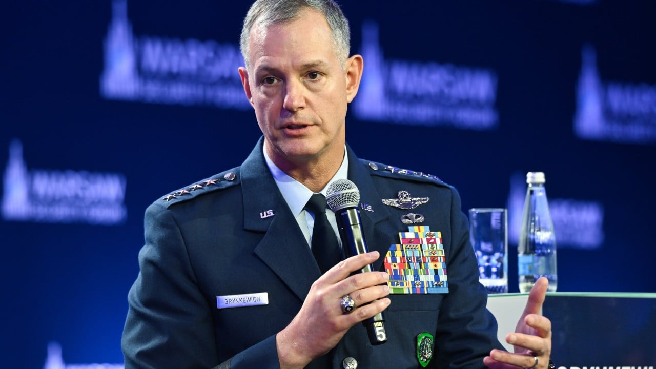 Nato’s top commander says alliance does not want war but is ‘ready to fight tonight’