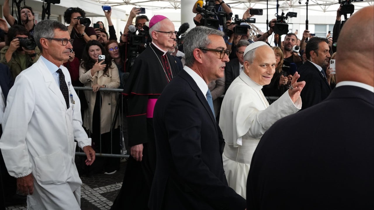 Pope Leo leaves hospital 4 days after lung cancer surgery