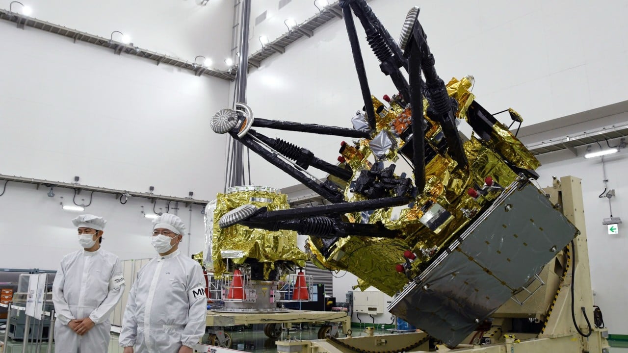 Japan readies Martian moon mission to uncover origins of life