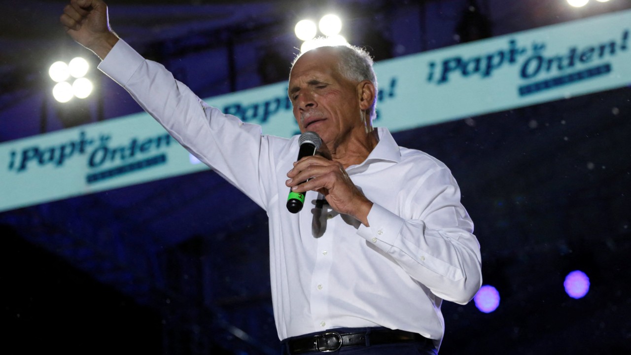 Honduras targets Chinese shops and state builder as president sits on Taiwan pledge