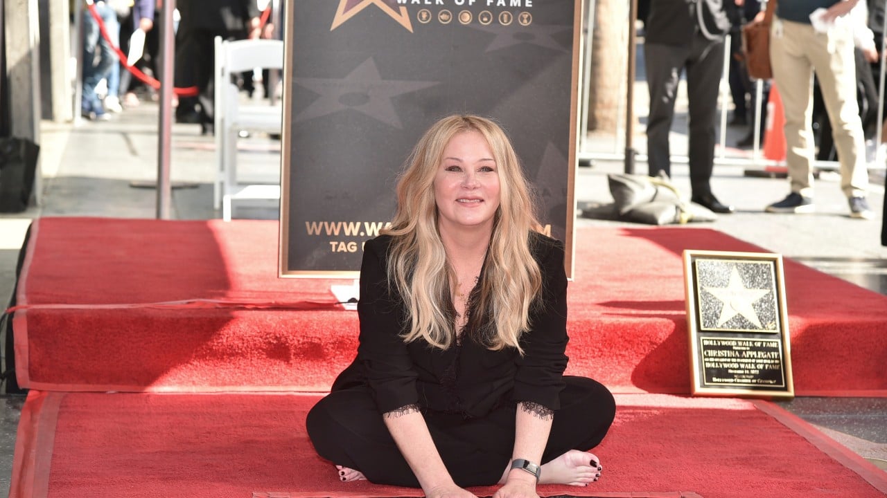Christina Applegate kendisine multipl skleroz tanısının yanlış konulduğunu söyledi