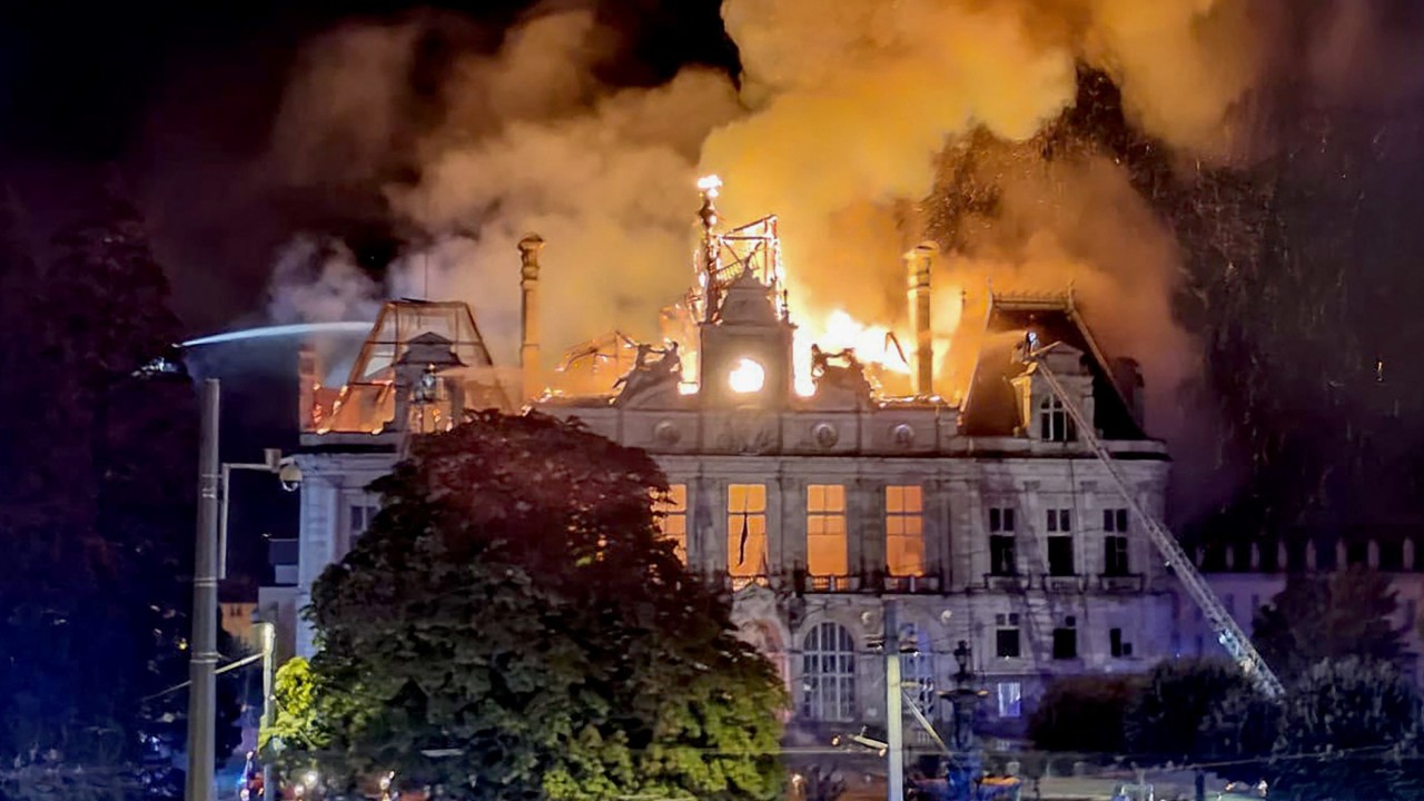 What do the protests in France look like from China? Internet users weigh in