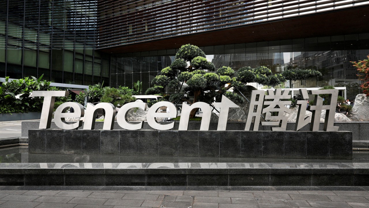 China’s tech giants are paying 1 million yuan for a new kind of AI engineer