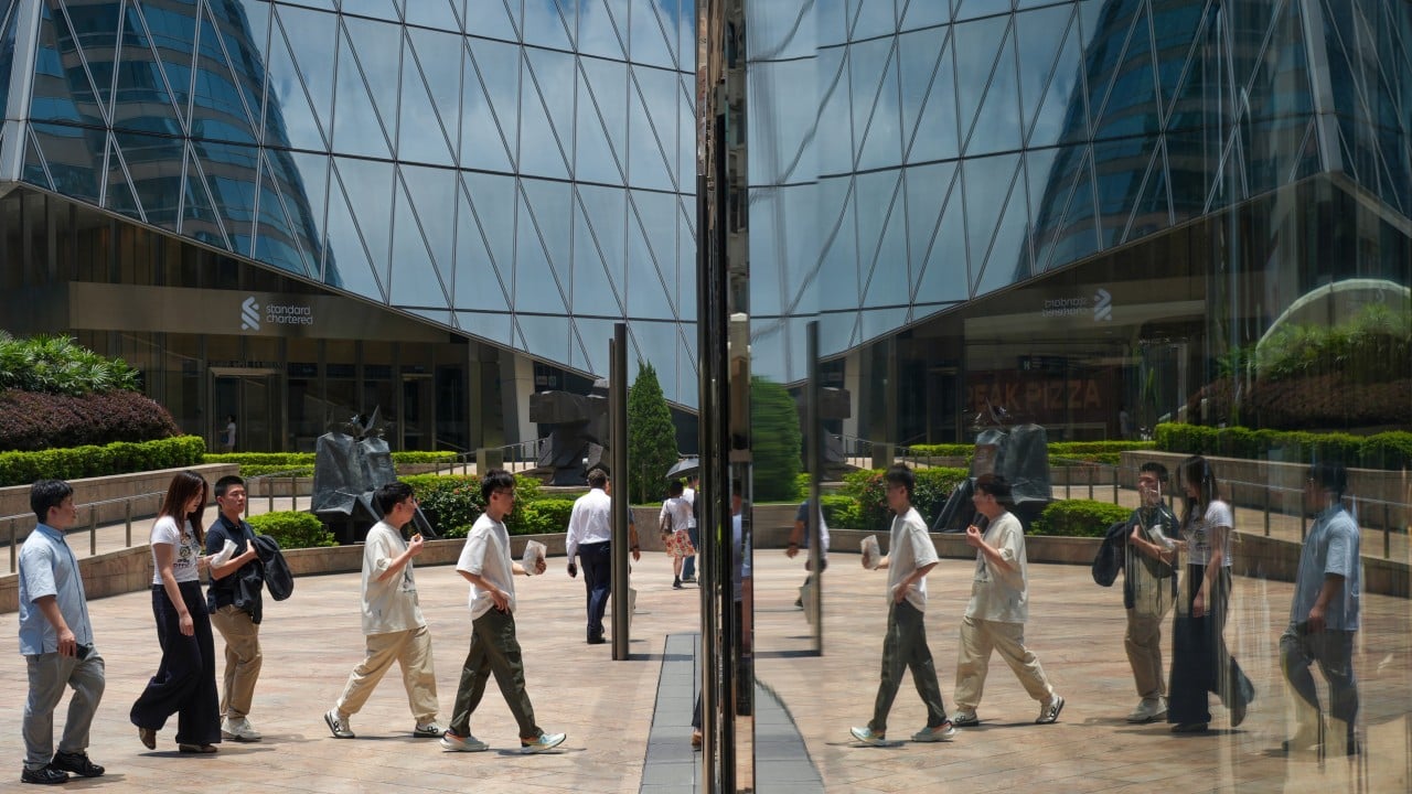 Standard Chartered-led Anchorpoint plans retail stablecoin as HSBC RedCoin launches