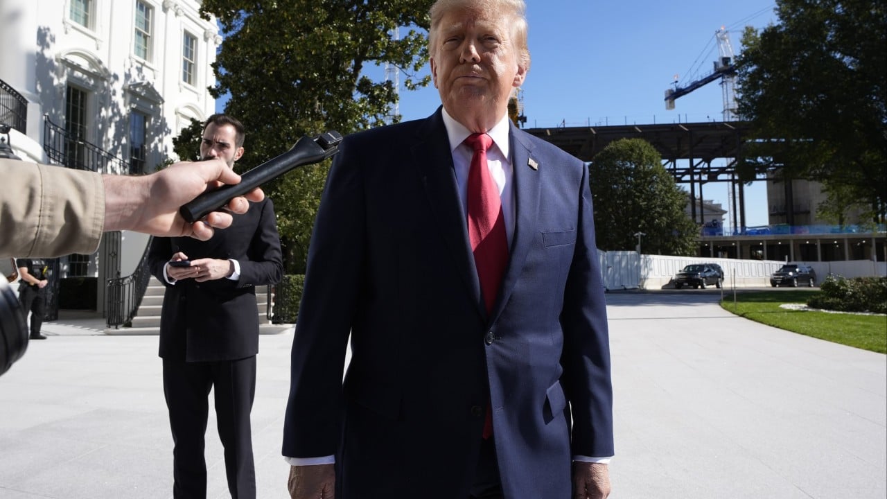 Altı ABD vatandaşı, medya yasağının kendilerini haberden mahrum bıraktığını söyleyerek Trump'a dava açtı