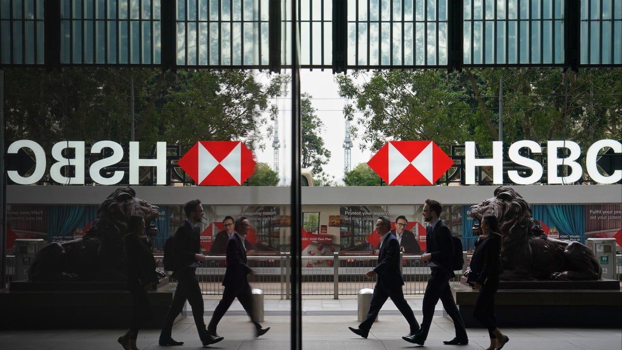 HSBC reports 32% increase in third quarter pre-tax profits, announces US$1b share buy-back