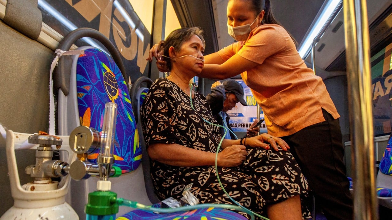 Indonesia’s oxygen bus offers breather to residents choking on toxic haze