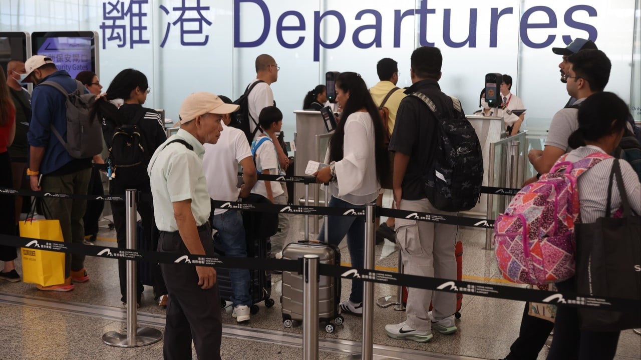 Hong Kong world’s first airport to receive digital identity certification from IATA