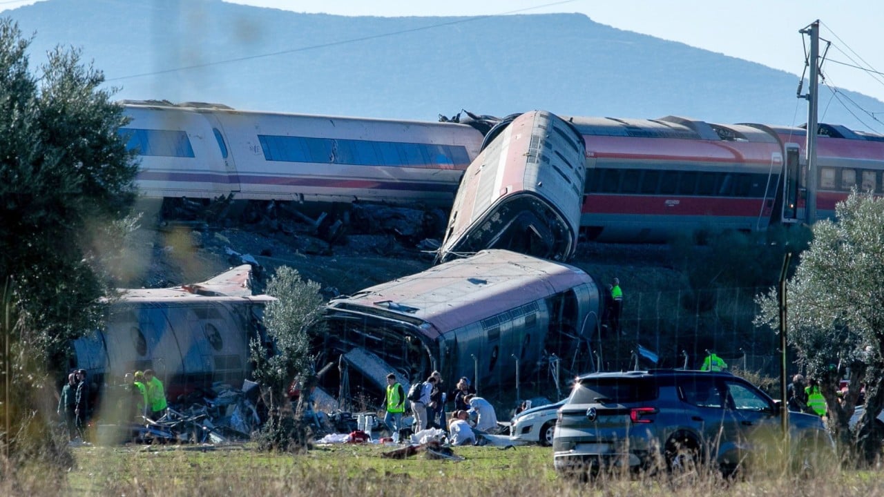 At least 10 dead in Spain after high-speed trains collide