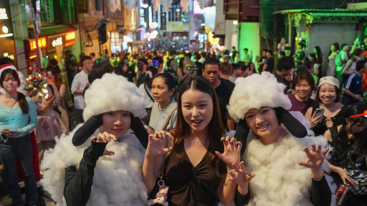 Hong Kong to prioritise public transport at Huanggang Port over Halloween weekend