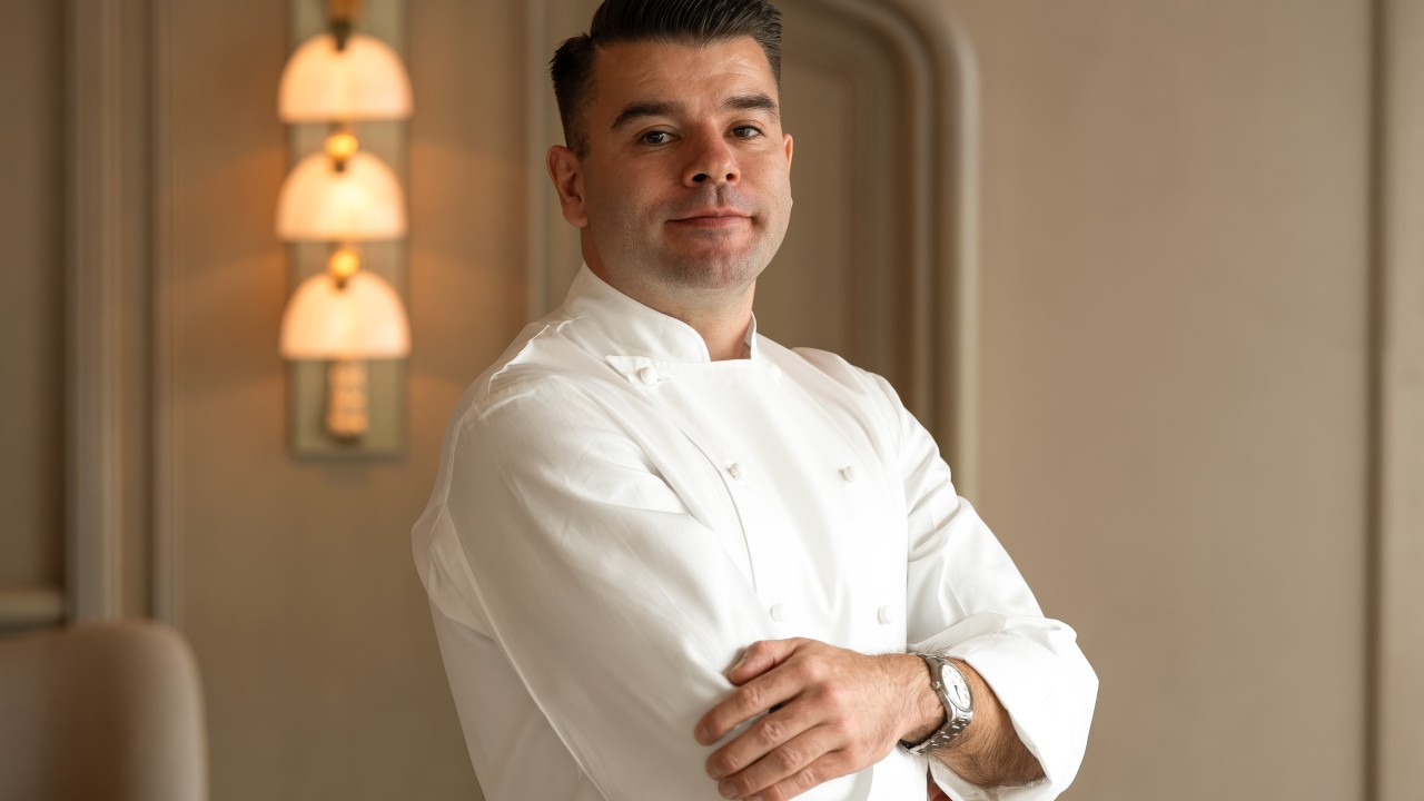 Michelin took away Sézanne’s 3 stars. Why is new head chef Steve Lancaster so glad?