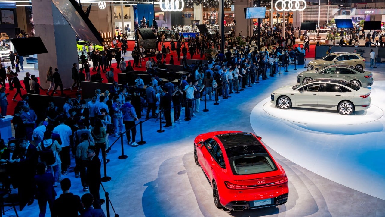 Global carmakers search for new China strategy as market share slips below 30%