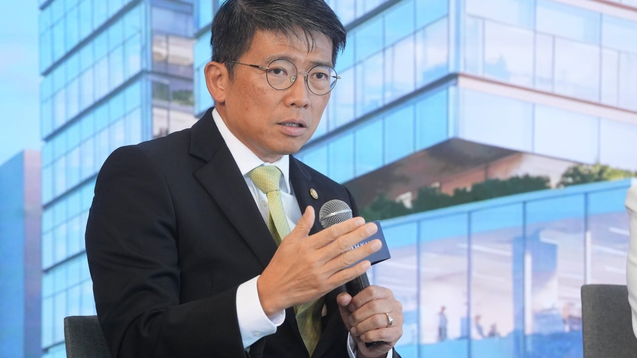 Hong Kong’s third medical school denies poaching veteran HKU professor