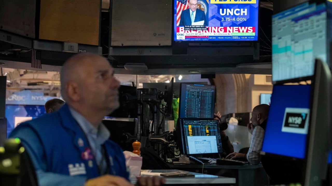 US Fed holds interest rates steady despite surging inflation