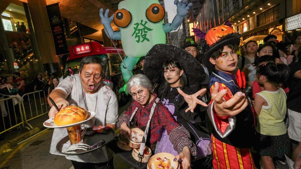Halloween revellers told to avoid Lan Kwai Fong as crowds pack streets