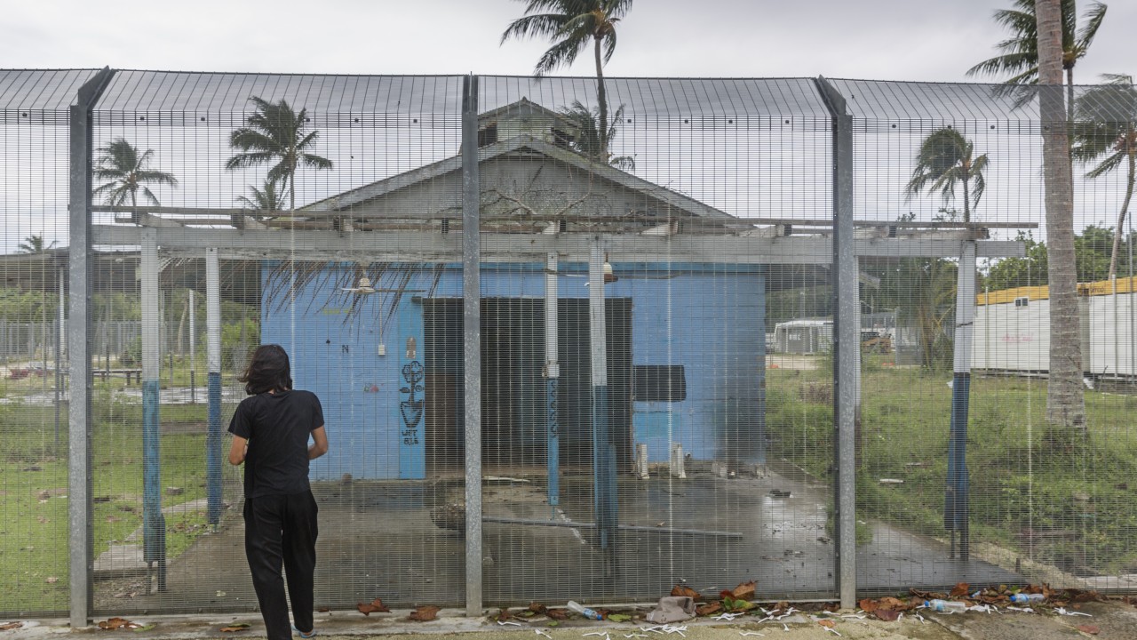 Using WhatsApp and SMS, refugee Behrouz Boochani writes book on Manus Island suffering