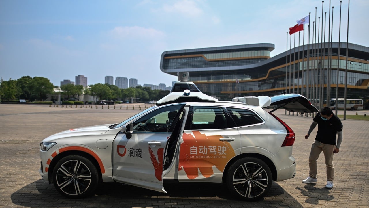 China to allow driverless car tests on highways