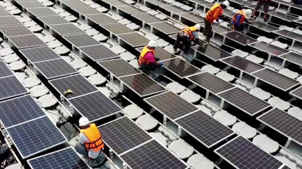 Hong Kong retail giant, power company to install new solar array on top of storage facility