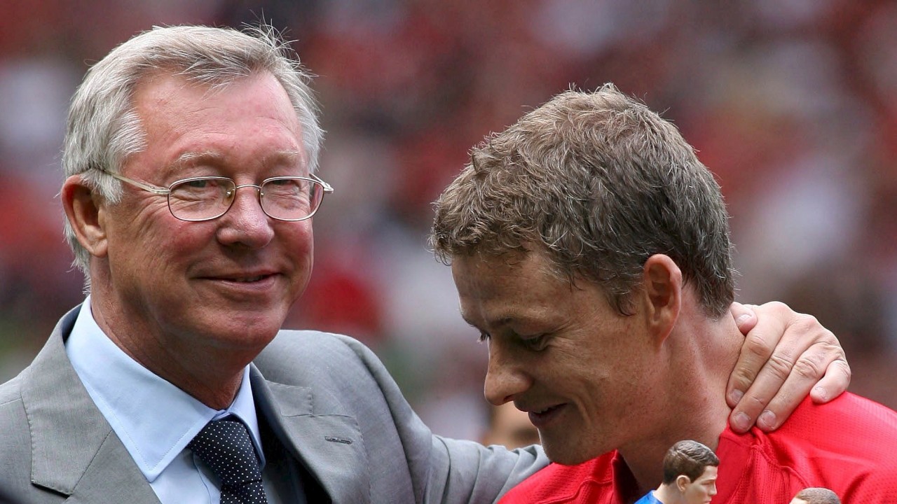 Jose Mourinho sacking hints Alex Ferguson is back in power at Manchester United as his disciple Ole Gunnar Solskjaer takes the reins