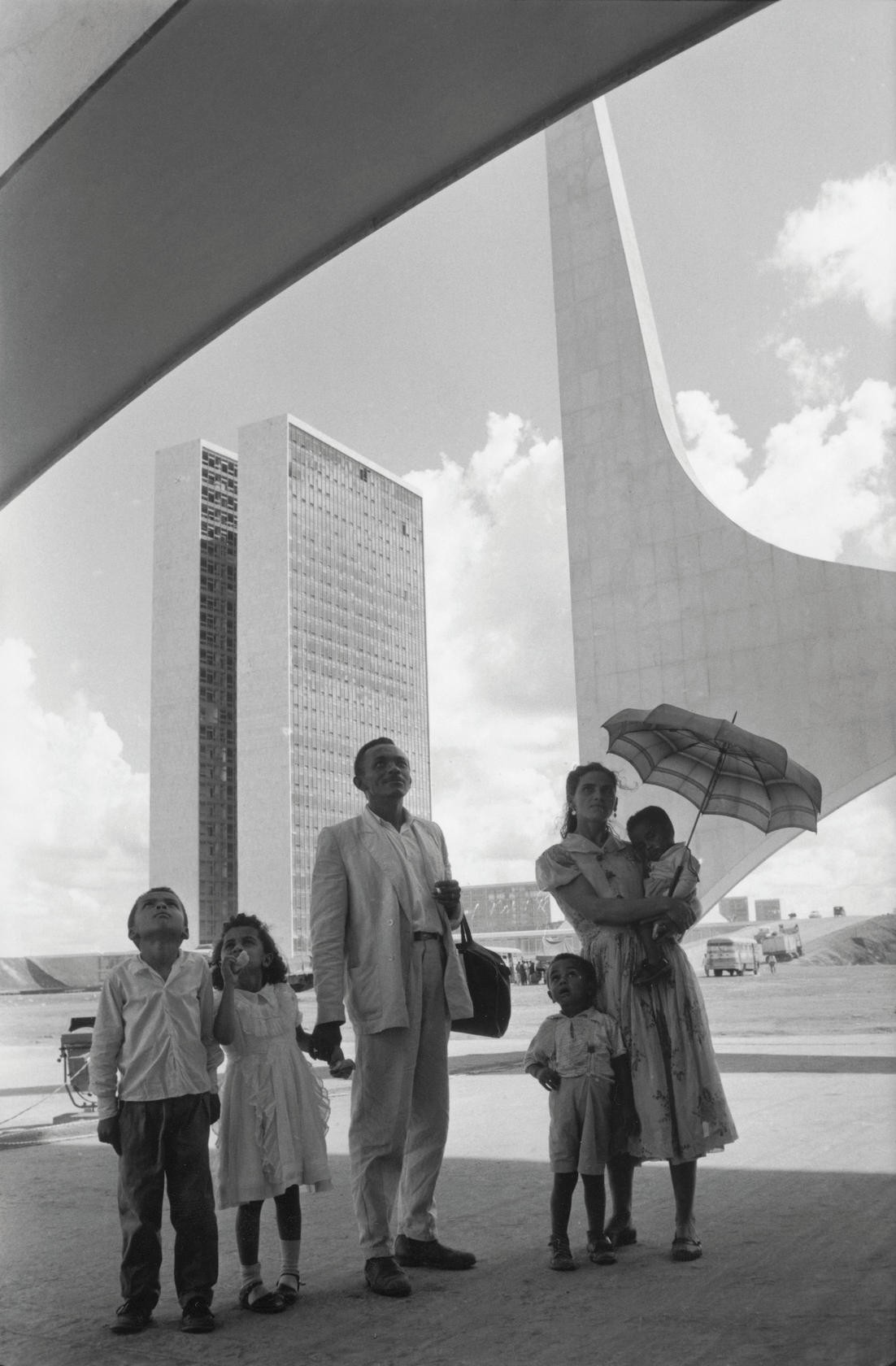 アート・デザイン・音楽 Rene Burri: Rene Burri Photographs René Burri – in pictures | Art and design | The Guardian