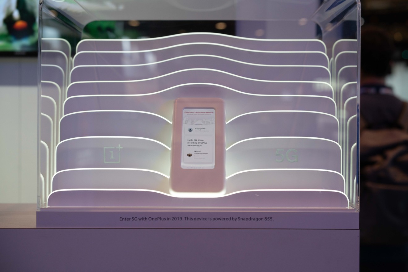 Look but do not touch. OnePlus’ unnamed 5G prototype at MWC. (Picture: OnePlus)