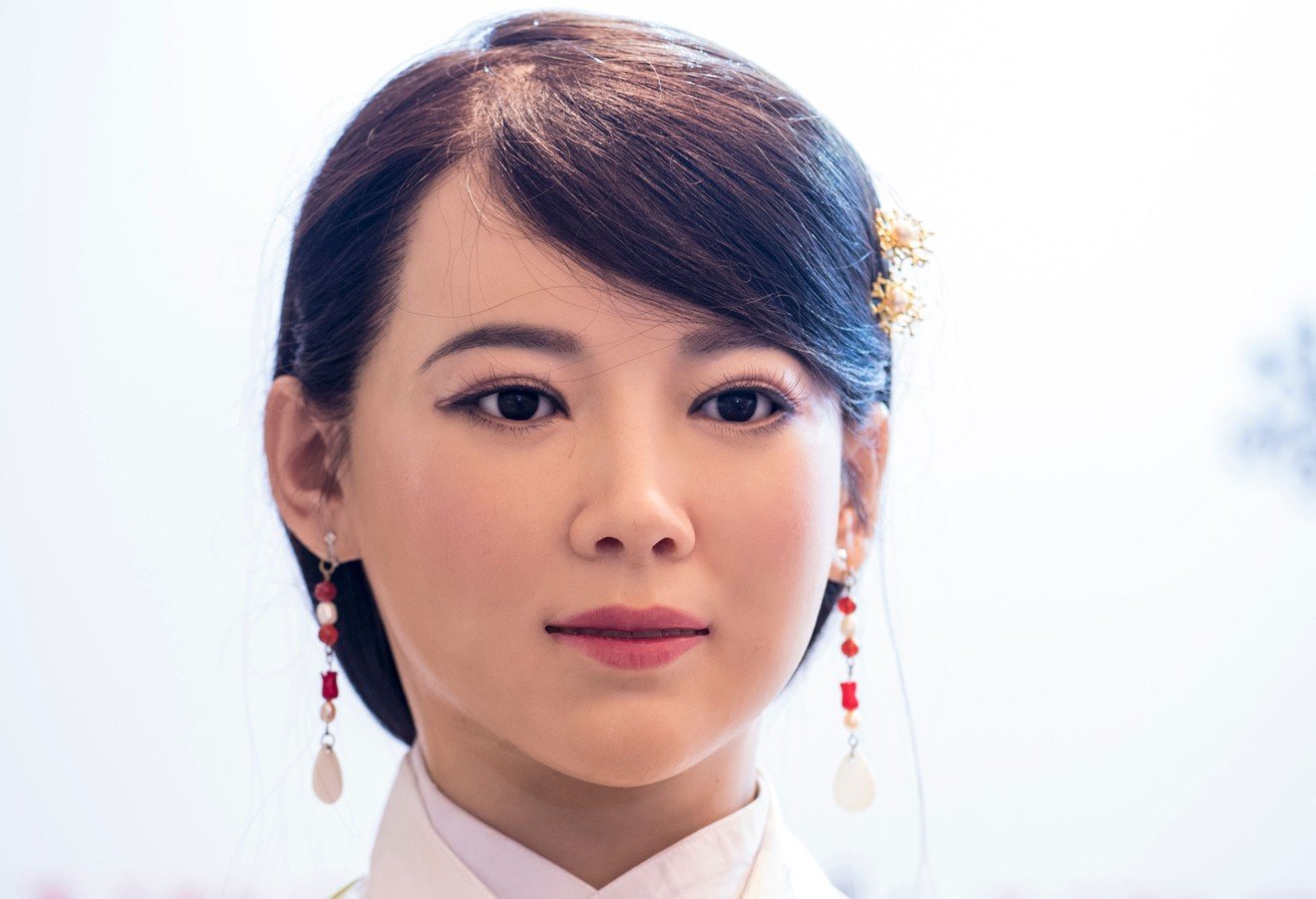 Chen Xiaoping is the inventor of Jia Jia, the realistic humanoid known as “Robot Goddess.” (Picture: AFP PHOTO / Johannes EISELE)