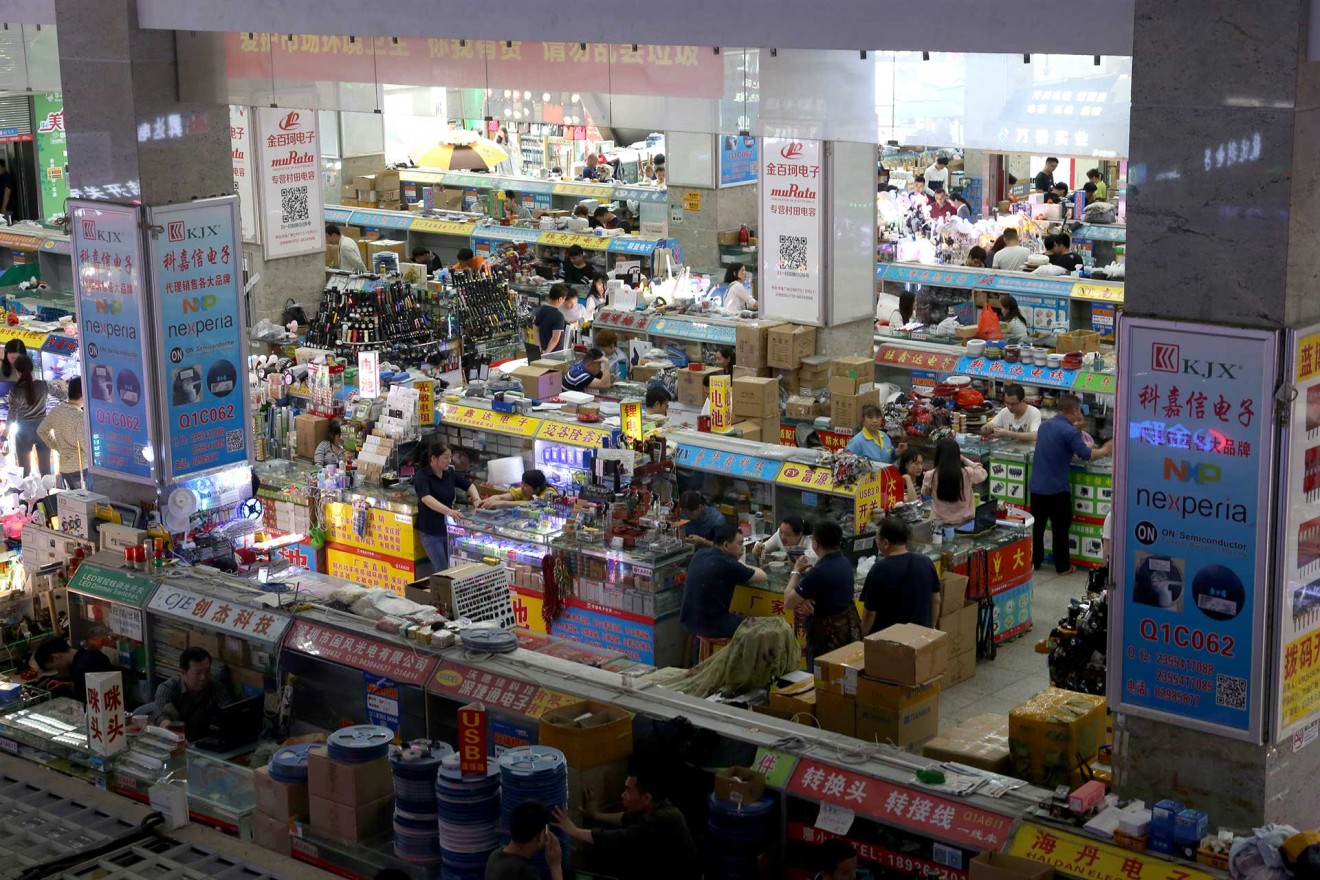 The bustling knockoff Mecca that is the Huaqiangbei Electronics Market. (Picture: Thomas Leung/Abacus)